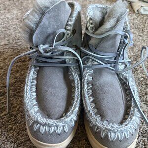 Mou Slippers Size 40 NWT